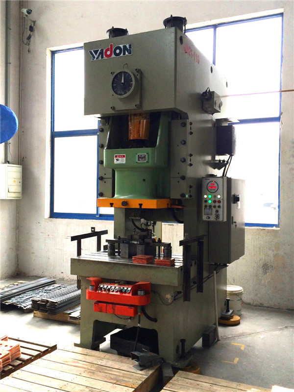 生產(chǎn)設(shè)備